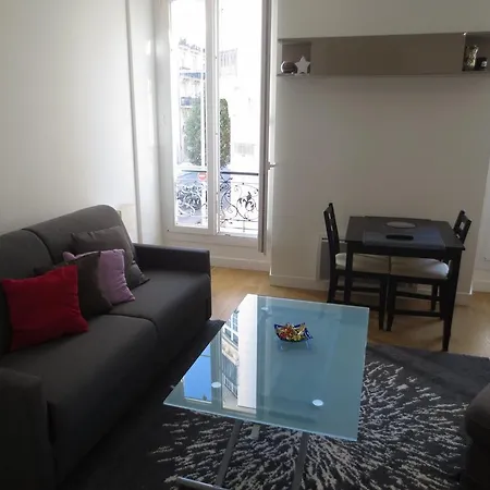 Apartman Apartments Gounod