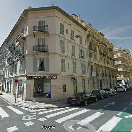 Apartments Gounod